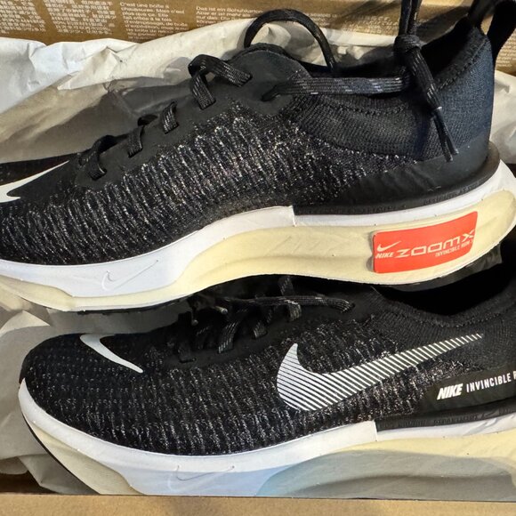 Nike ZoomX Invincible Run 3 (Women’s 8.5 / Men’s 7) – Brand New, Wide Fit - Picture 4 of 7